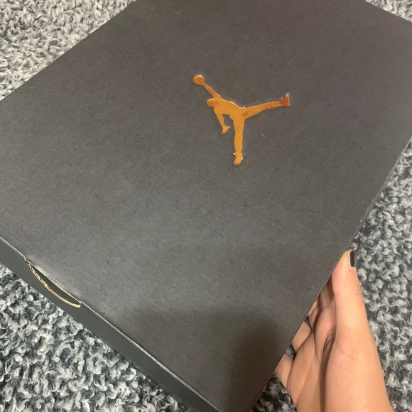 Air jordans - Picture 7 of 7